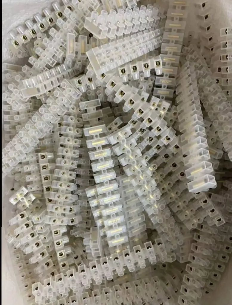 White Plastic  Terminal Blocks